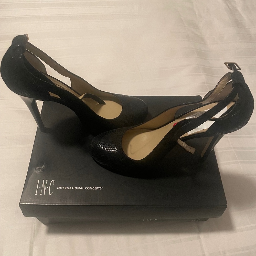 Black shoes